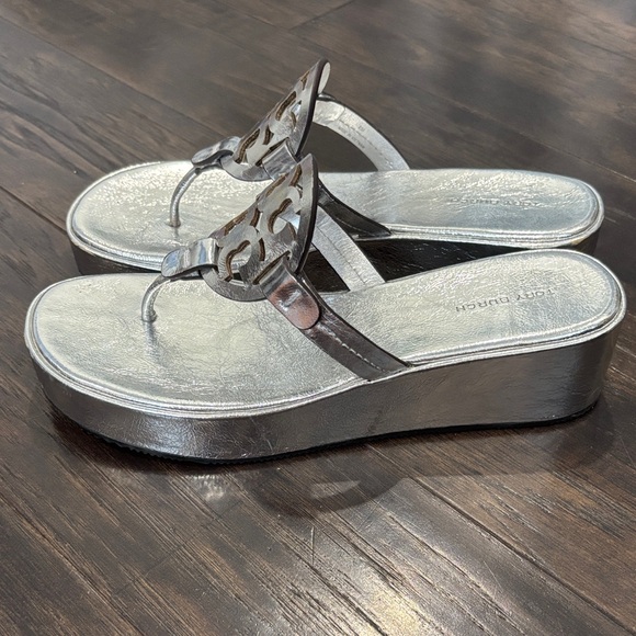 Tory Burch Metallic Silver Wedge Miller Sandals - Picture 2 of 7